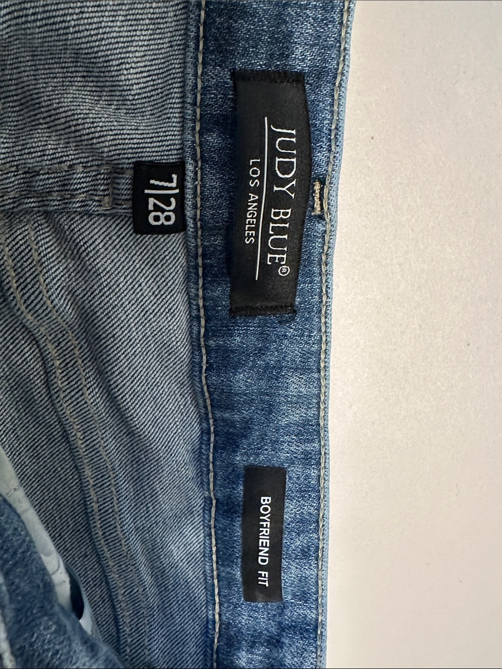 Judy Blue Boyfriend Skinny Jeans - Medium Blue